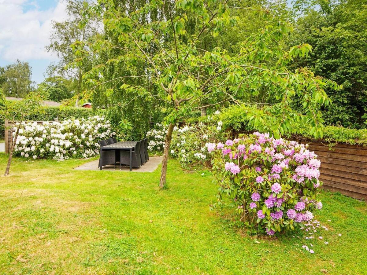 5 Person Holiday Home In B Rkop Egeskov  Bagian luar foto