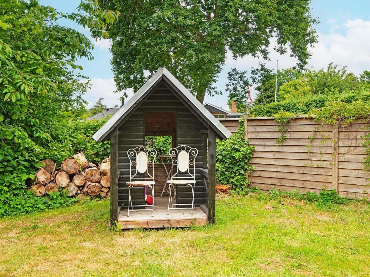 5 Person Holiday Home In B Rkop Egeskov  Bagian luar foto