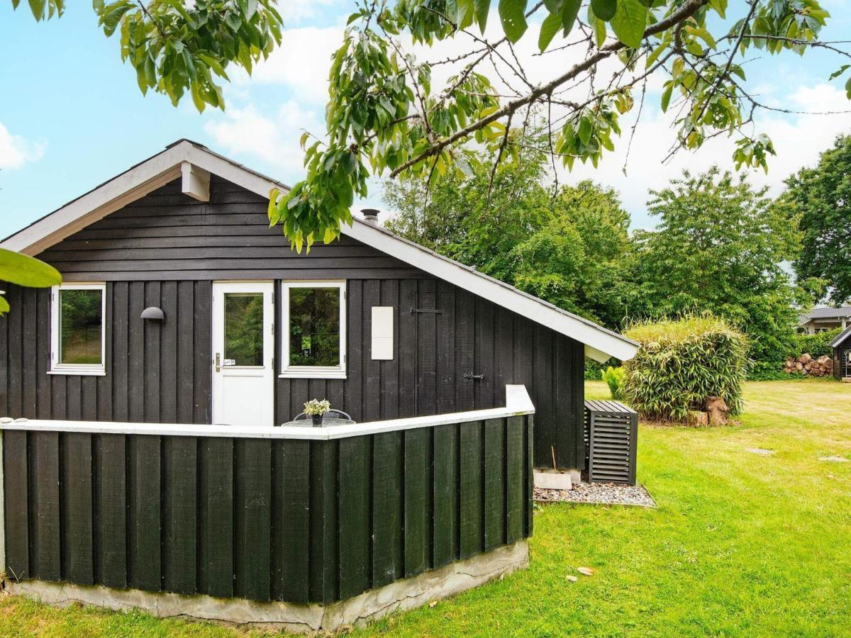 5 Person Holiday Home In B Rkop Egeskov  Bagian luar foto