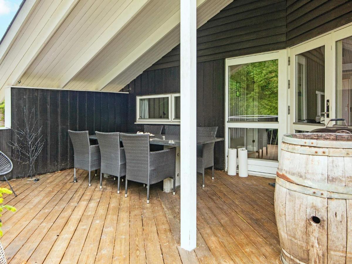 5 Person Holiday Home In B Rkop Egeskov  Bagian luar foto