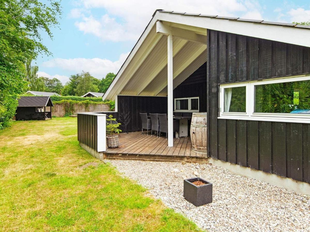 5 Person Holiday Home In B Rkop Egeskov  Bagian luar foto