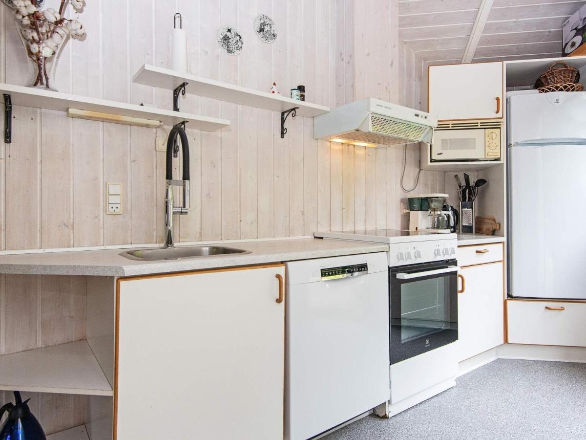 5 Person Holiday Home In B Rkop Egeskov  Bagian luar foto